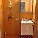 Alex Botique וארנה