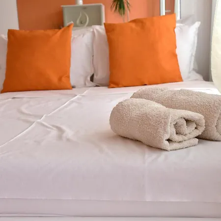 شقة Alex Botique فارنا