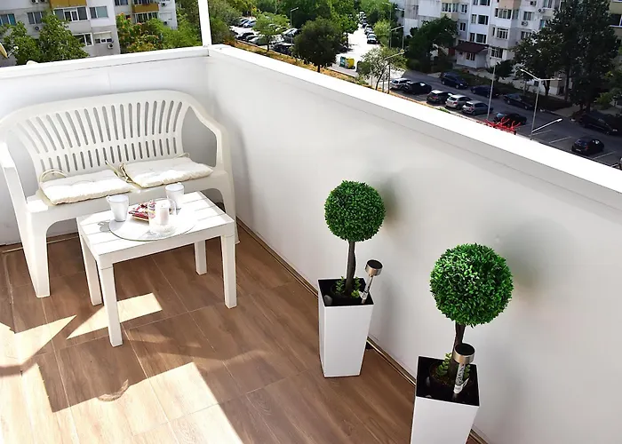 شقة Alex Botique فارنا